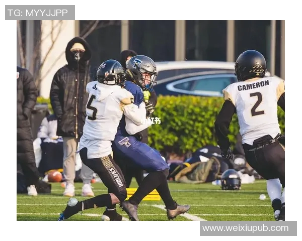 今晚东北联迎战泰坦期待一场激烈对决球迷热情高涨助威助力球队争胜 今晚东北联迎战泰坦期待一场激烈对决球迷热情高涨助威助力球队争胜